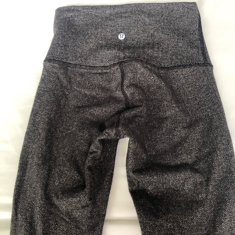 Lululemon thermal leggings